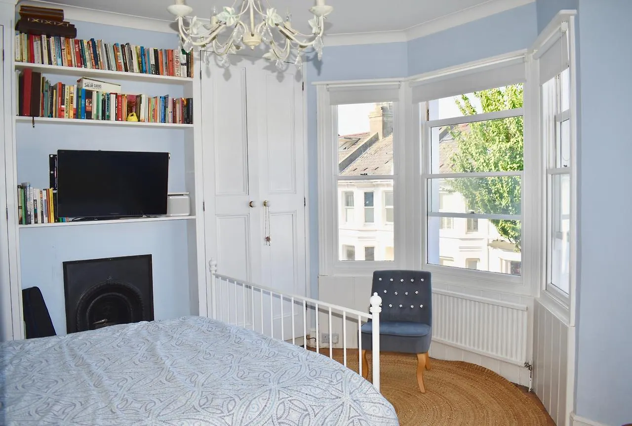 Bright 2 Bedroom House In Central 브라이턴 영국